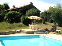 	View from the bottom of the pool